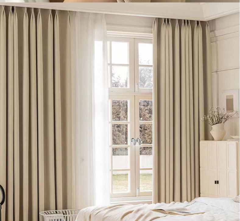 Cortinas de lino del apagón del poliéster del llano del sólido de las telas 200-400gsm de la cortina del apagón de la sala de estar modernas